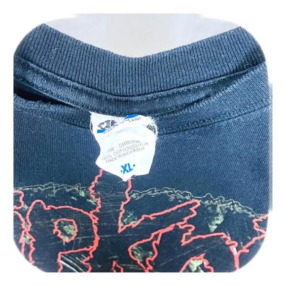 Slipknot Graphic T-Shirt - Picture 3 of 5